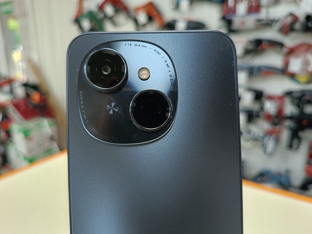 Смартфон Tecno Spark GO 1 3/64