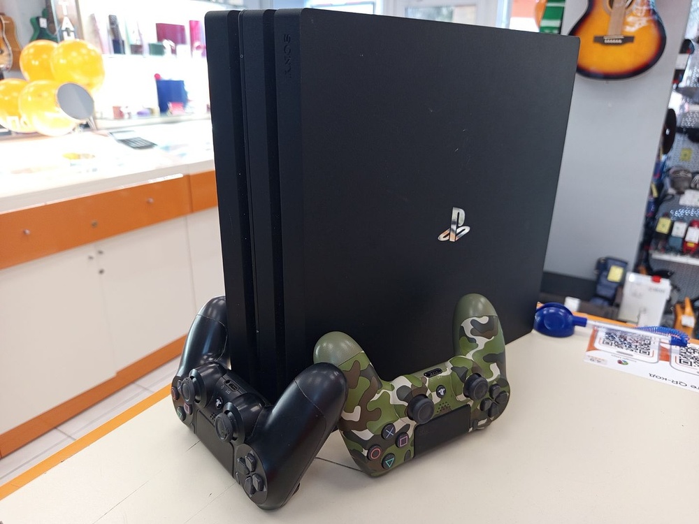Игровая приставка PlayStation 4 Pro 1Tb Игровая приставка PlayStation 4 Pro 1Tb