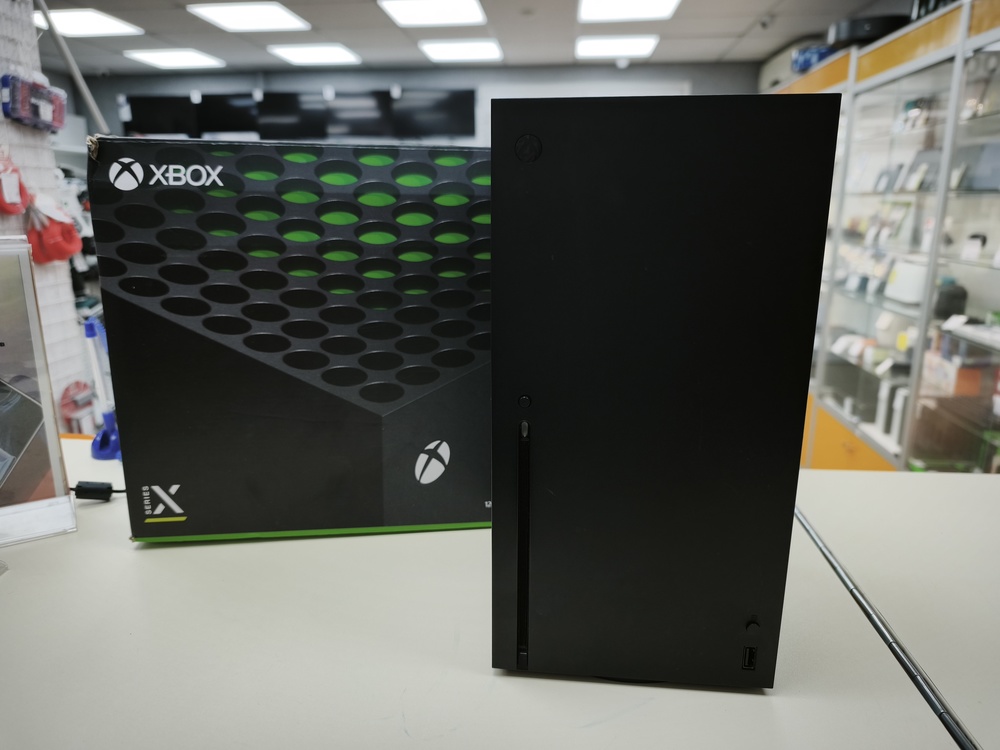Игровая приставка Xbox Series X 1Tb