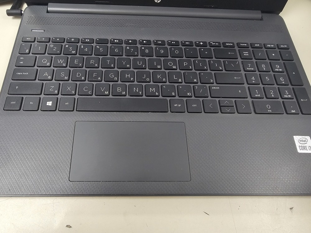 Ноутбук HP; Core i3-1005G1, Intel UHD Graphics, 8 Гб, 240 Гб, Нет