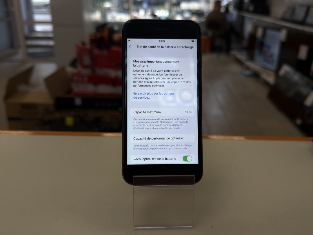 Смартфон Apple iPhone 8 64Gb