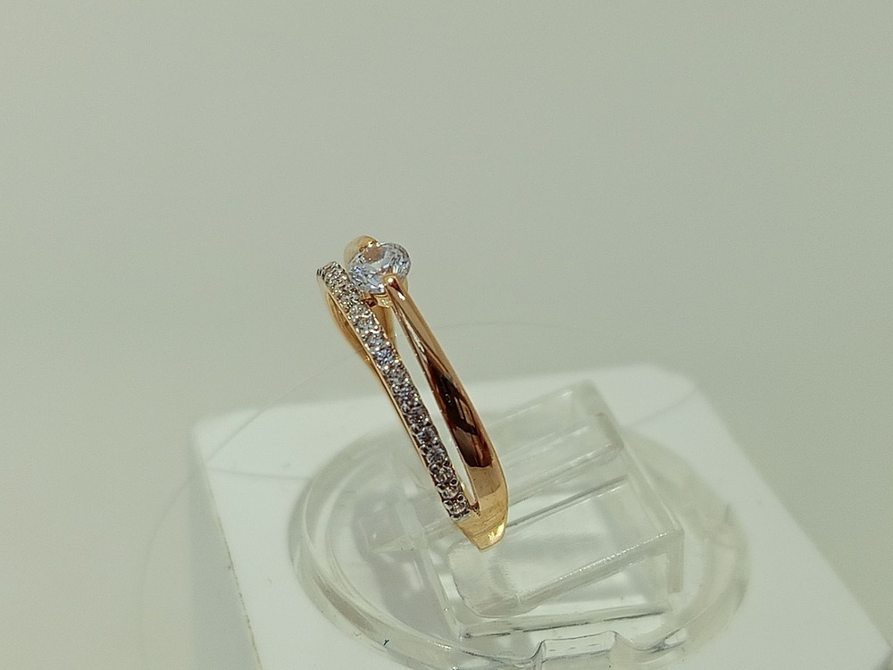 КОЛЬЦО С КАМНЯМИ (Au 585)