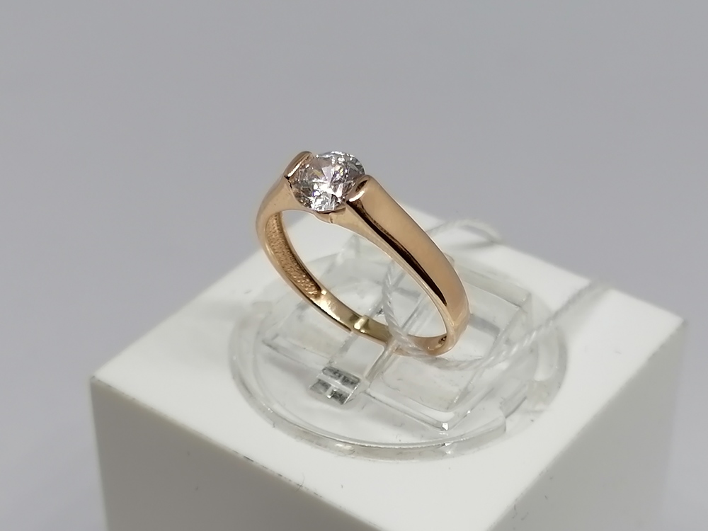 КОЛКМ585 КОЛЬЦО С КАМНЕМ (Au 585)