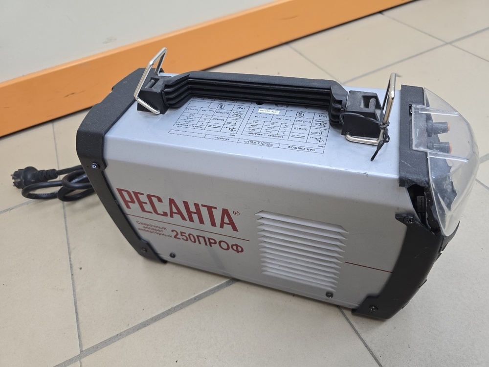 Сварочный аппарат Ресанта САИ-250 ПРОФ