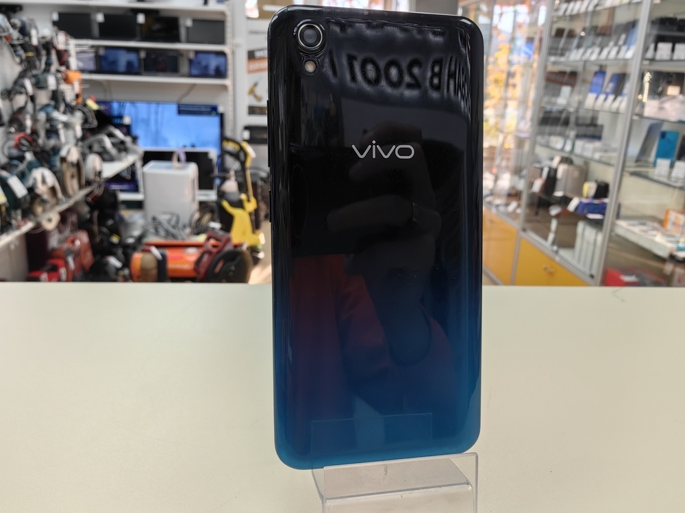 Смартфон Vivo 1820
