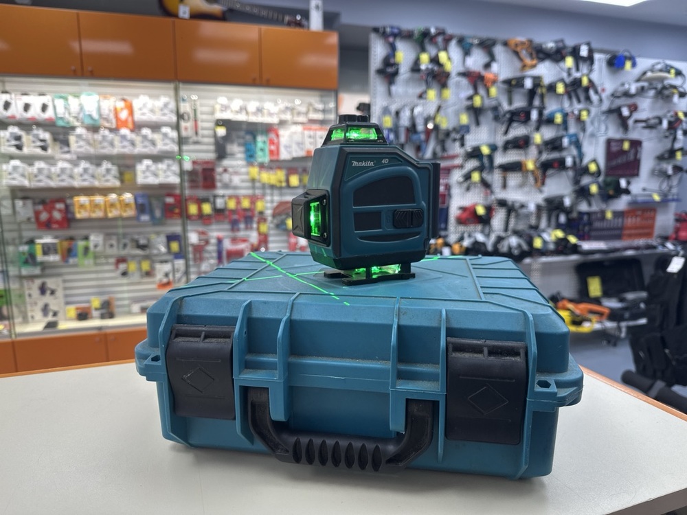 Нивелир Makita 4d laser level
