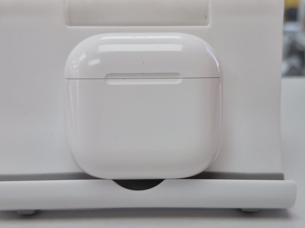 Наушники беспроводные Apple AirPods 4 с ANC