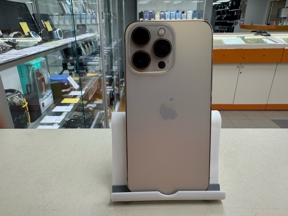 Смартфон Apple iPhone 13 Pro 128Gb