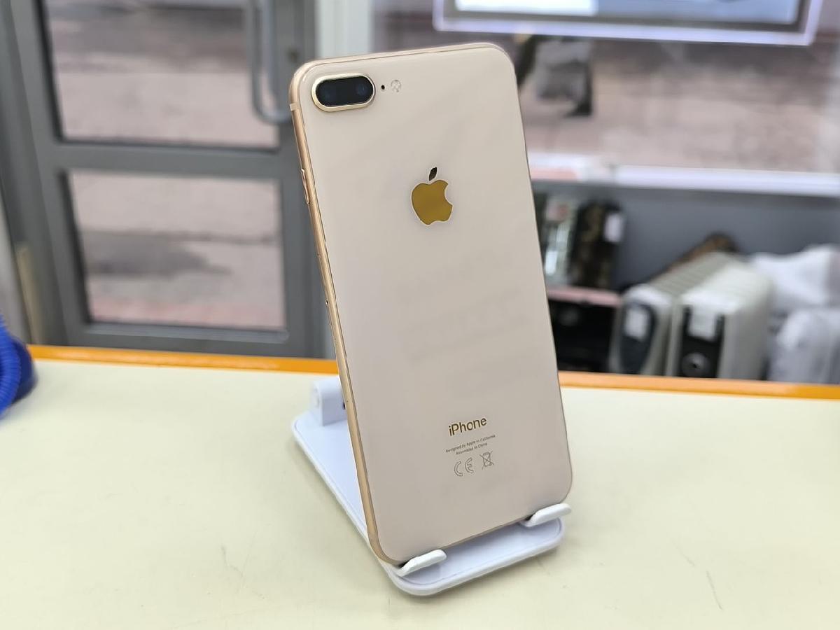 Смартфон Apple iPhone 8 Plus 64Gb