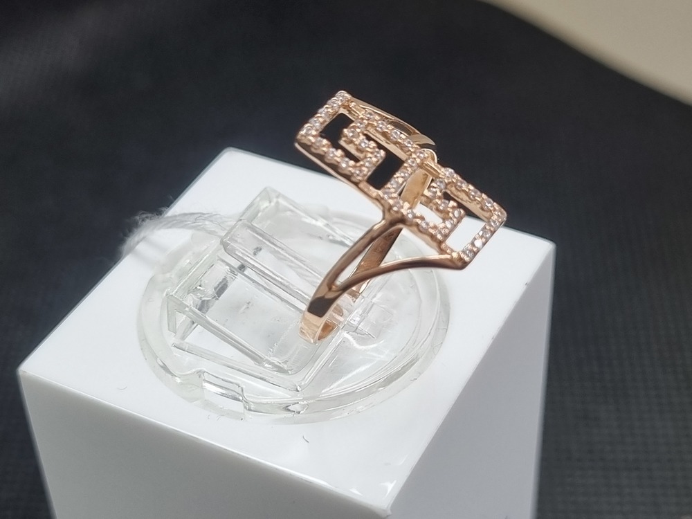 КОЛЬЦО С КАМНЯМИ (Au 585)