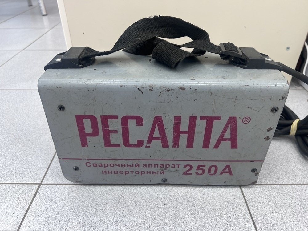 Сварочный аппарат Ресанта САИ 250 ПН