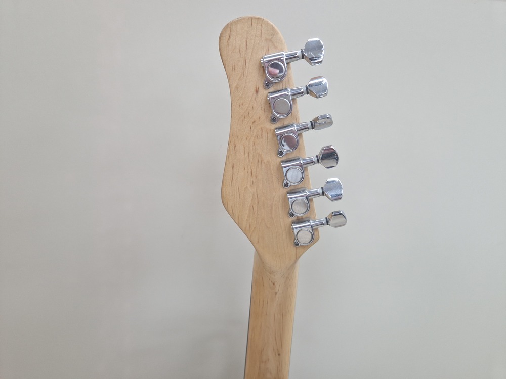 Гитара электро Maxtone traditional