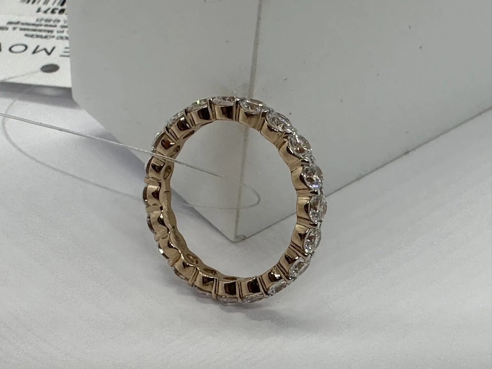 КОЛЬЦО С КАМНЯМИ (Au 585)