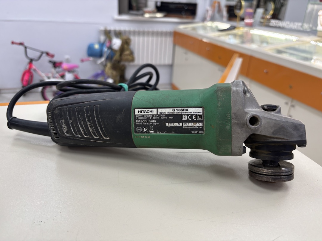 Угловая шлифмашина Hitachi G13SR4