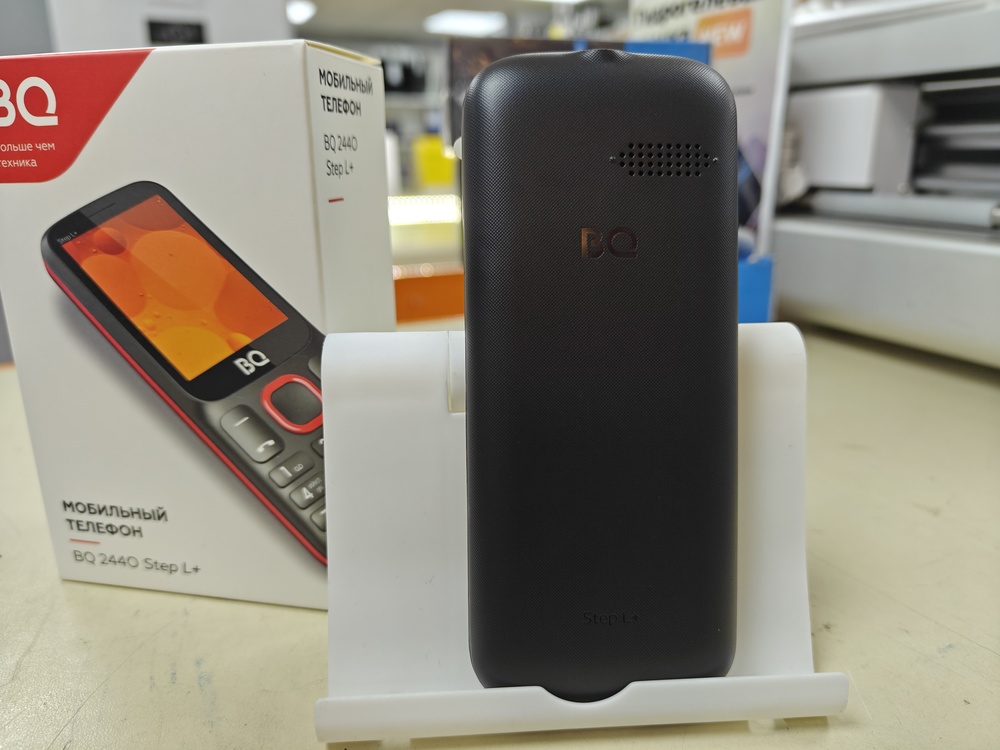 Мобильный телефон BQ 2440