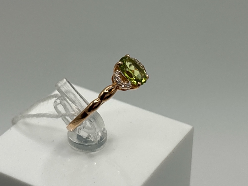 КОЛКМИ585 КОЛЬЦО С КАМНЯМИ (Au 585)