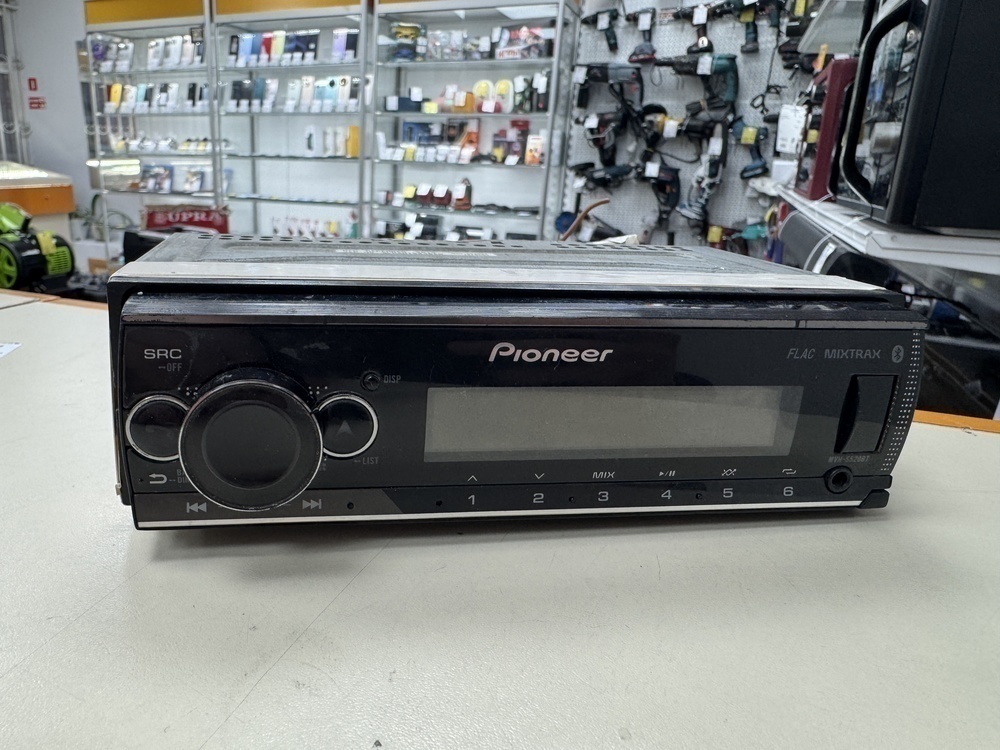 Автомагнитола Pioneer MVH-S520BT