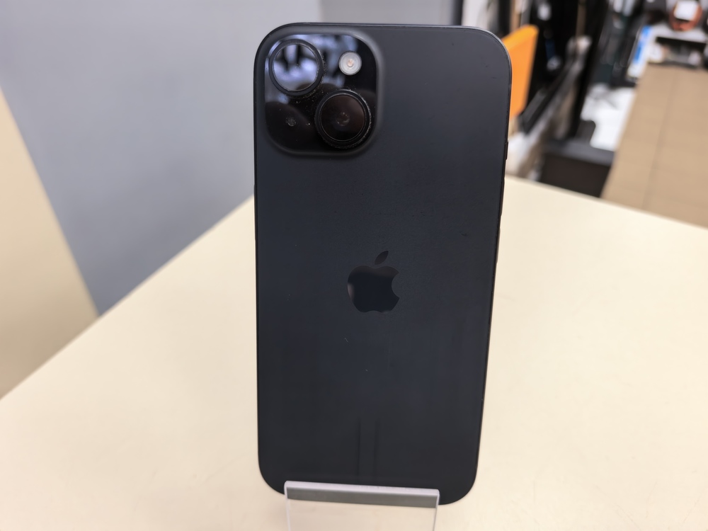 Смартфон Apple Iphone 15 128Gb