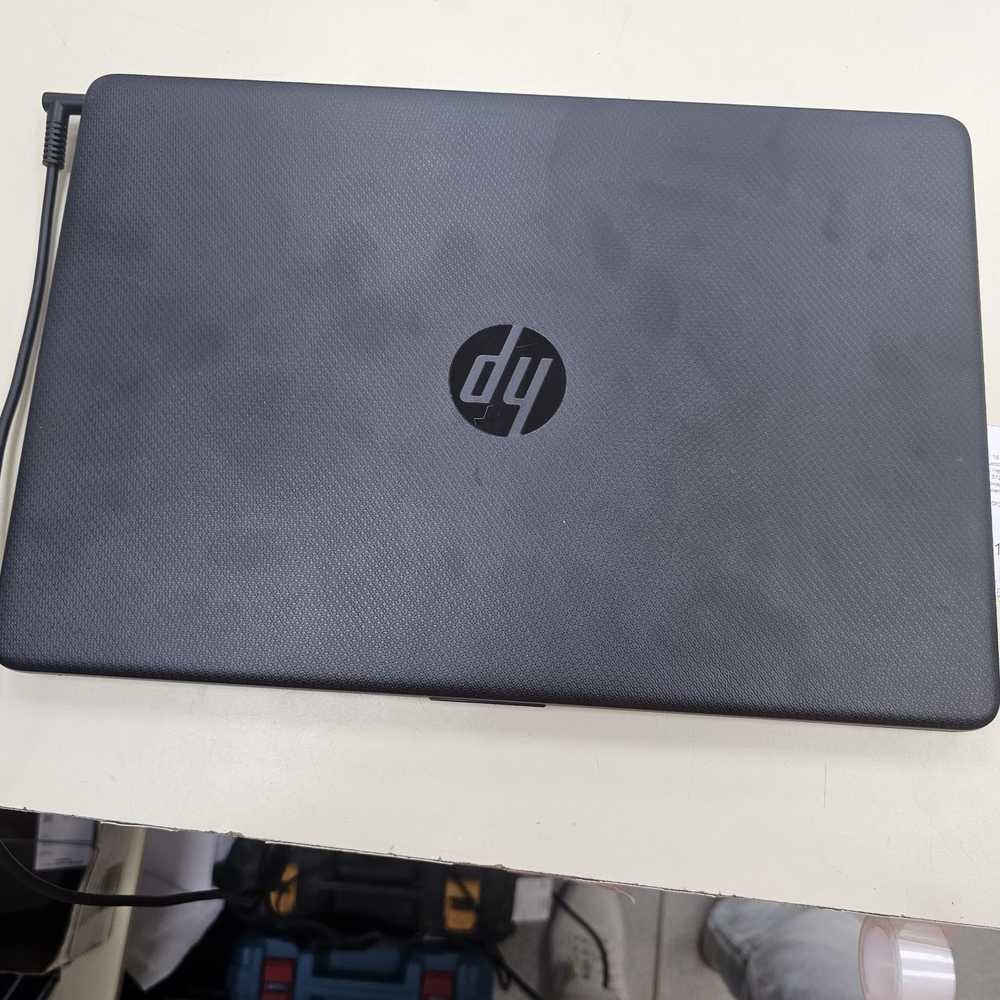 Ноутбук HP; Core i7-1255U, Iris(R) Xe Graphics, 16 Гб, 512 GB, Нет