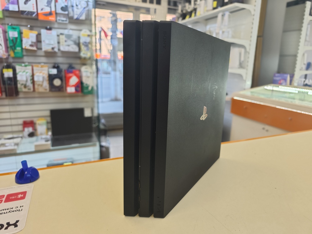 Игровая приставка PlayStation 4 Pro 1Tb