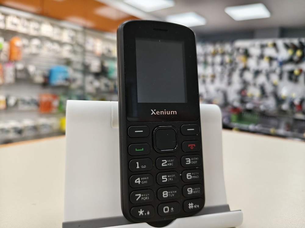 Смартфон Philips Xenium E170