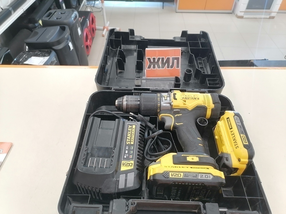 Шуруповерт Stanley SCD718D2K