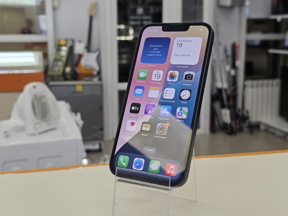 Смартфон Apple iPhone 13 256Gb