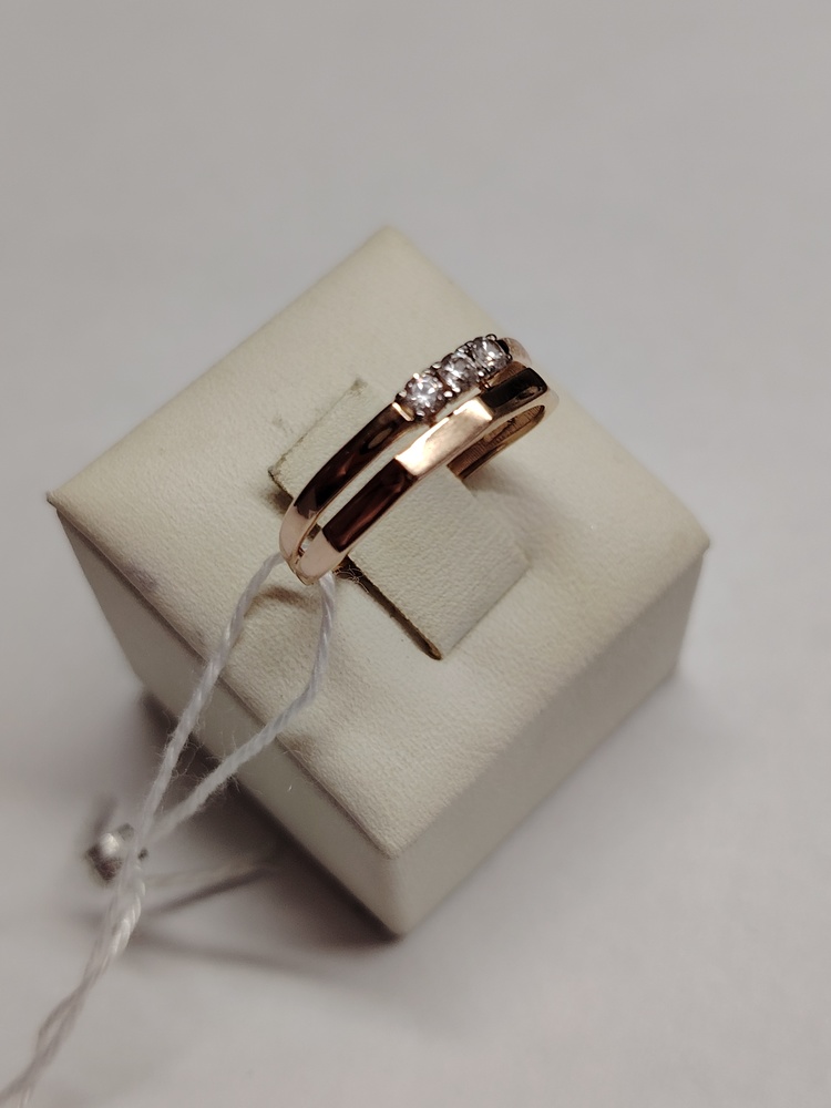 01-116955 КОЛЬЦО С КАМНЯМИ (Au 585)