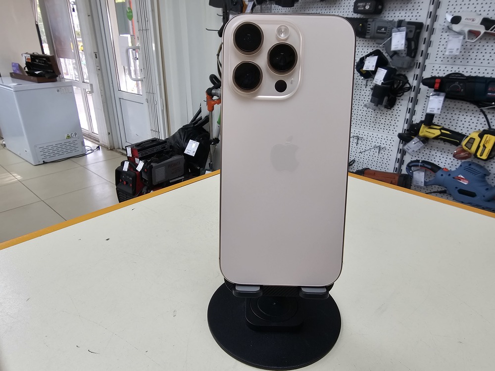 Смартфон Apple Iphone 16 Pro 256Gb