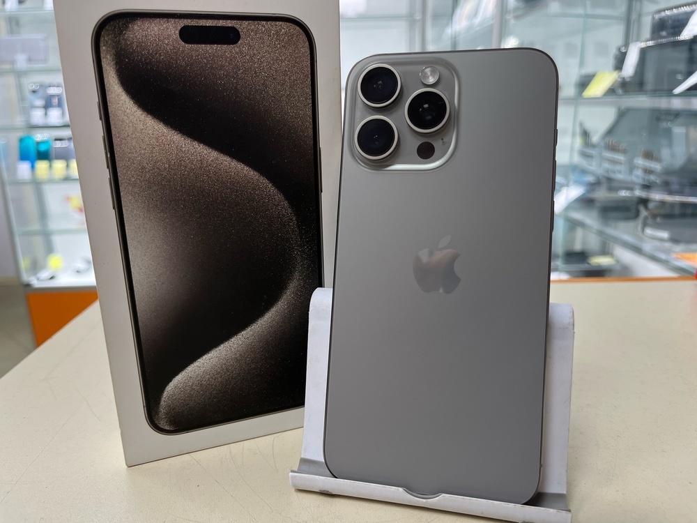 Смартфон Apple iPhone 15 Pro Max 256Gb