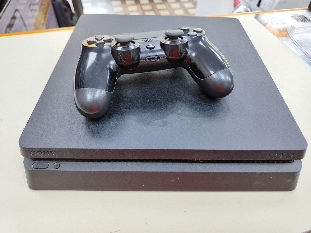 Игровая приставка PlayStation 4 Slim 500GB