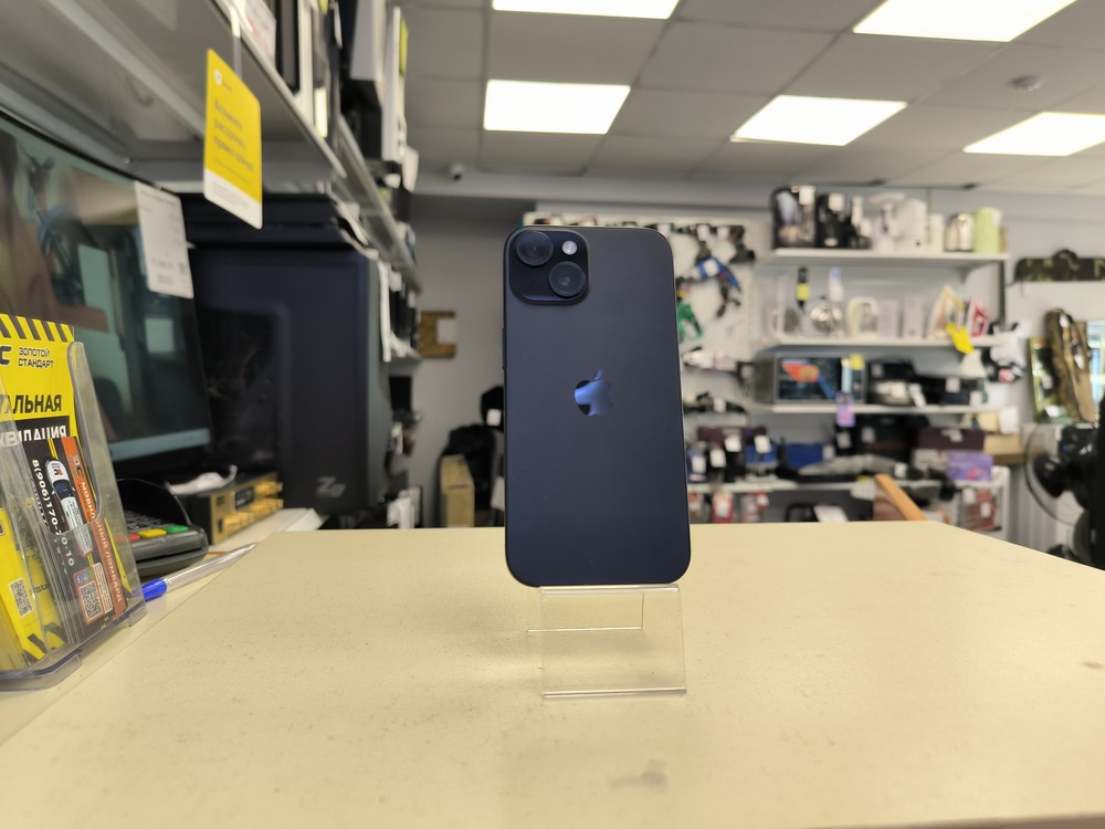 Смартфон Apple Iphone 15 128Gb