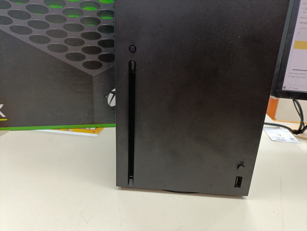 Игровая приставка Xbox Series X 1Tb