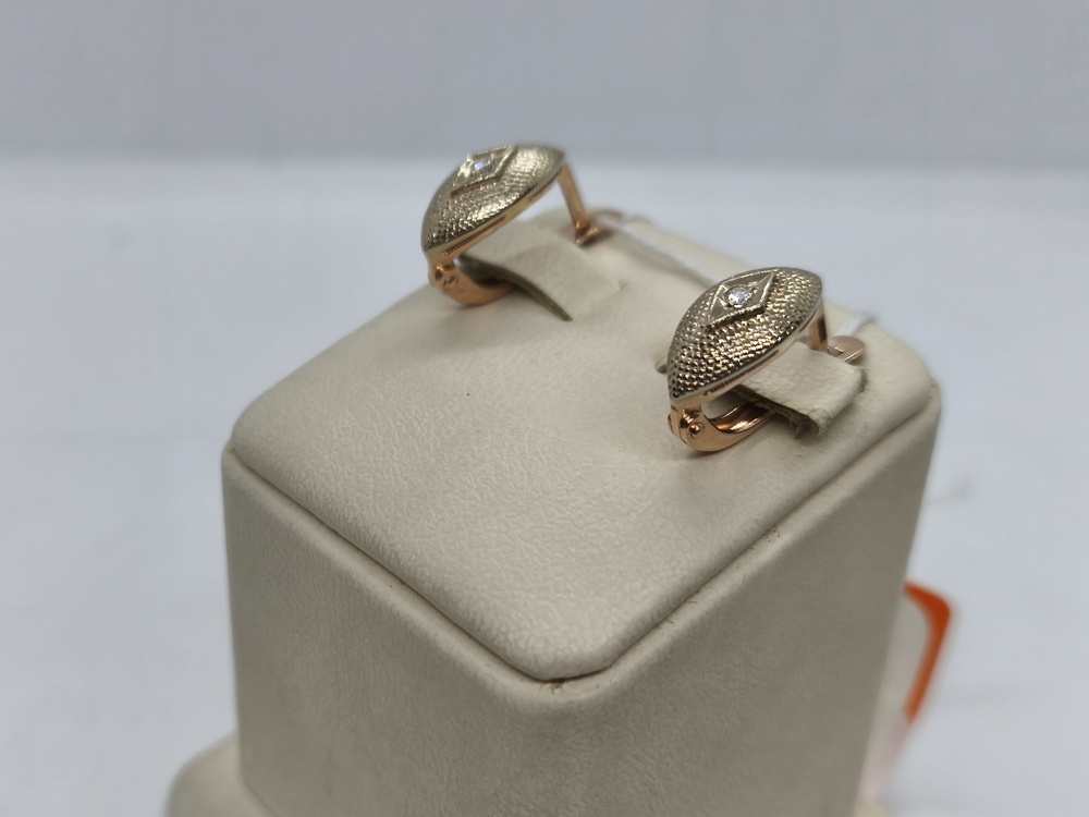 СКМ585 СЕРЬГИ С КАМНЕМ (Au 585)