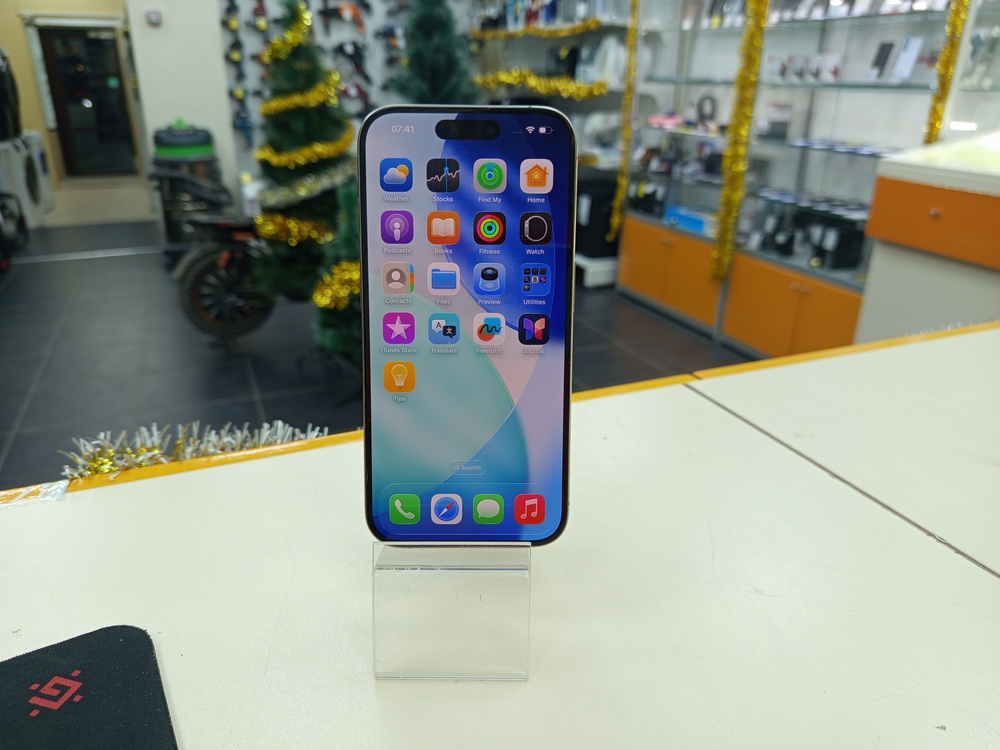 Смартфон Apple Iphone 15 Pro 256Gb