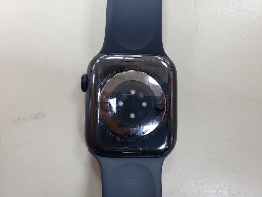 Смарт-часы Apple Watch Series 7 45mm