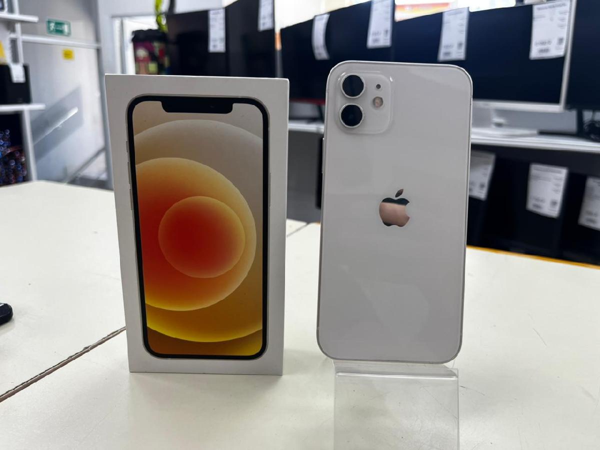 Смартфон Apple iPhone 12 64Gb