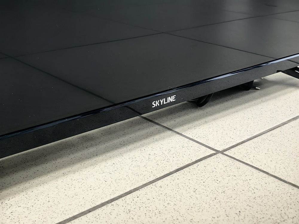 LED Телевизор Skyline 32YST5900