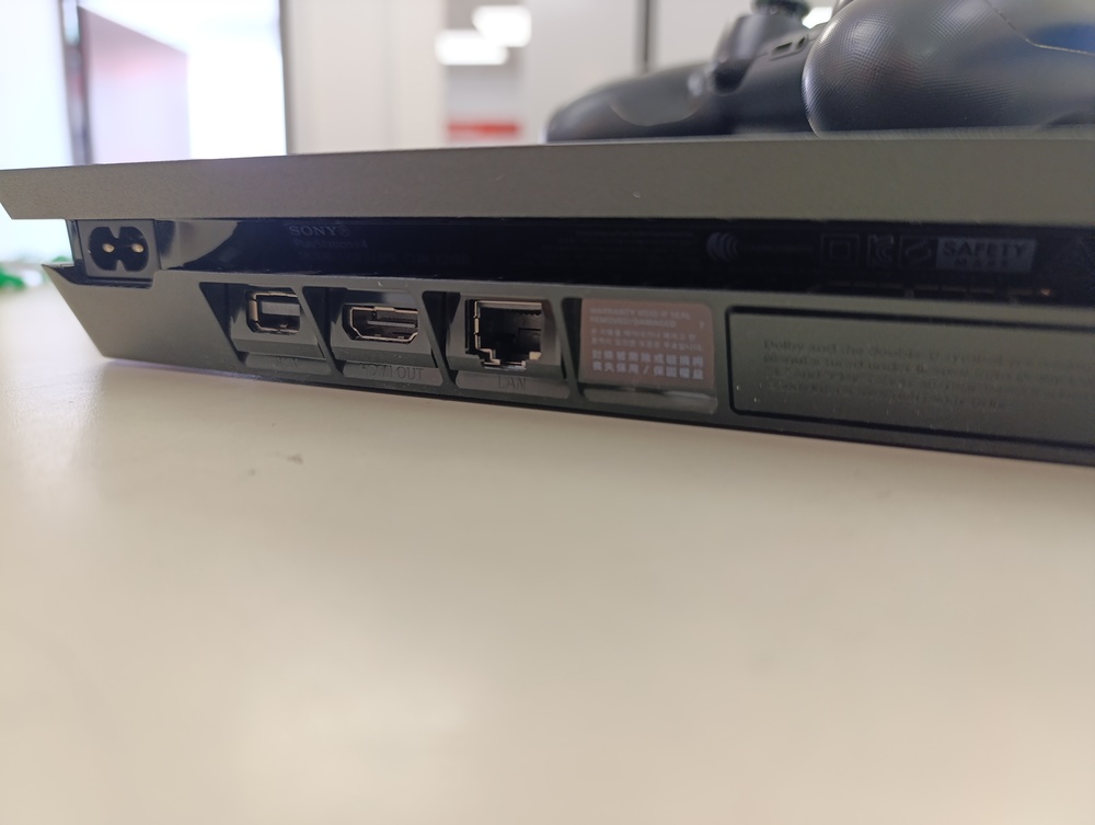 Игровая приставка PlayStation 4 Slim 1Tb