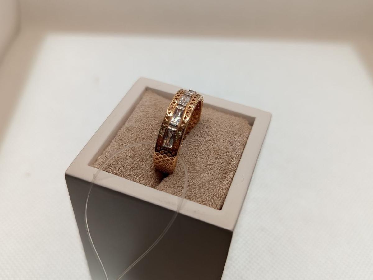 КОЛЬЦО С КАМНЯМИ (Au 585)