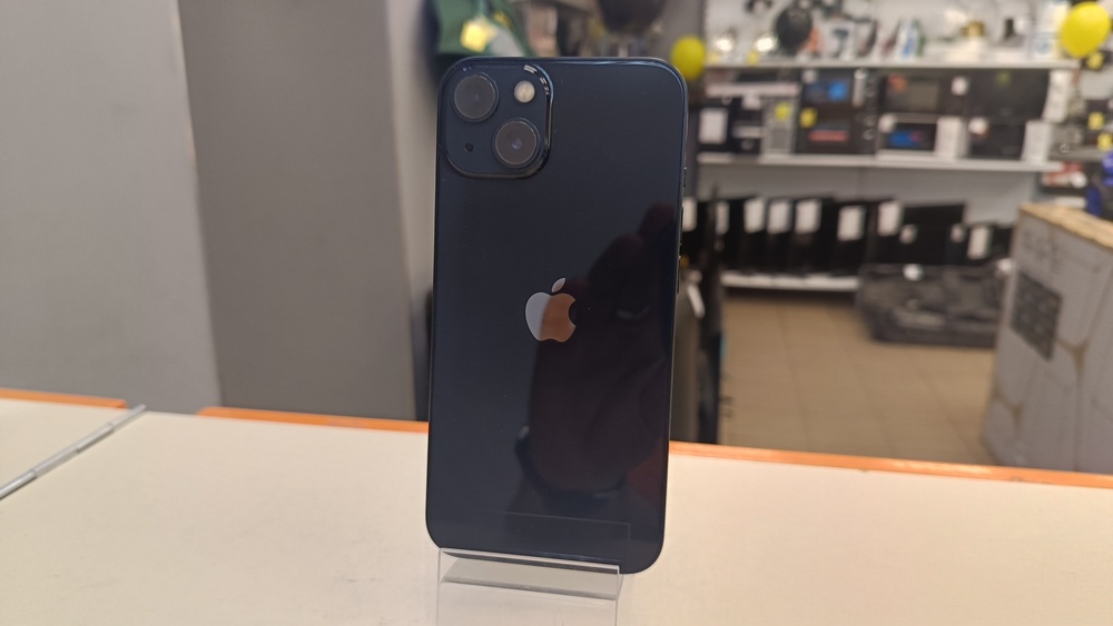 Смартфон Apple iPhone 13 128Gb