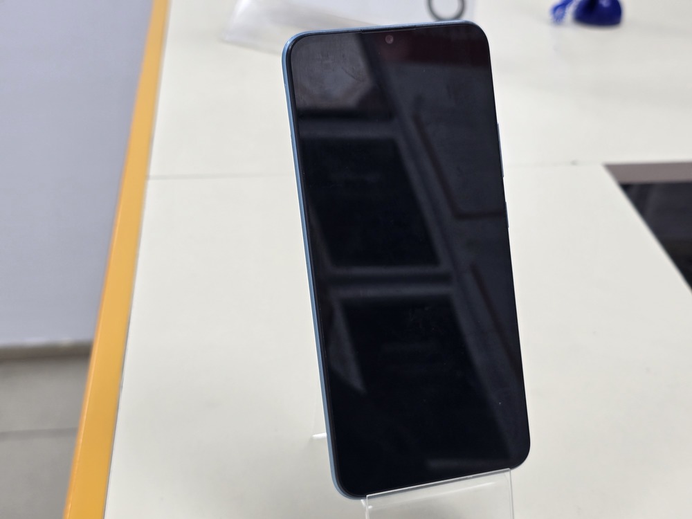 Смартфон Realme C21 3/32
