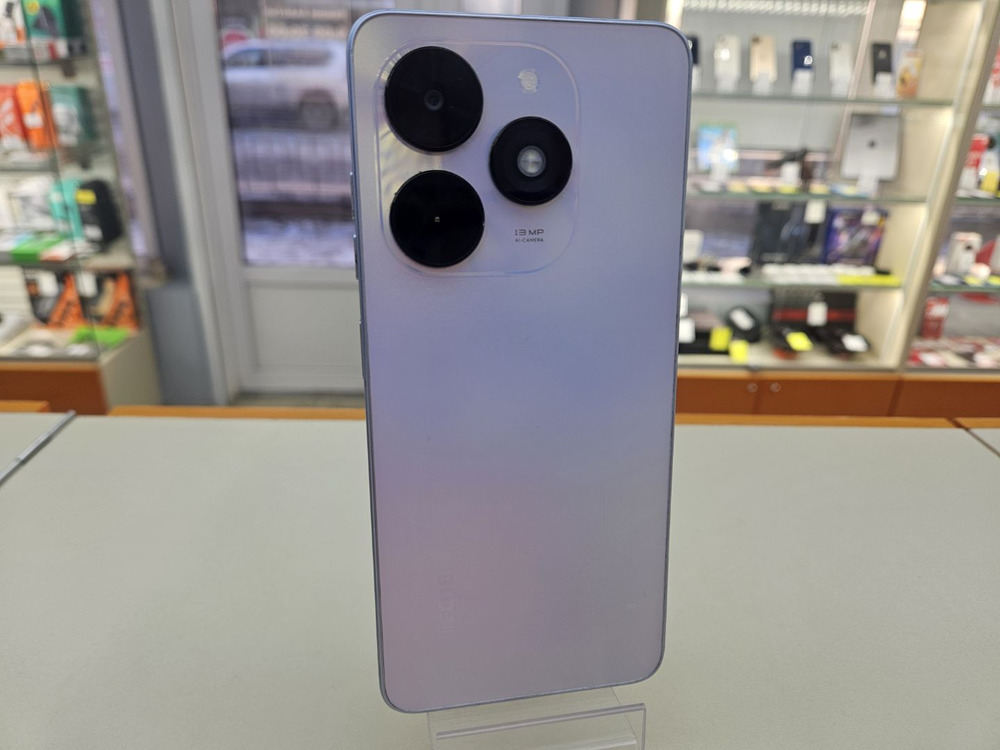 Смартфон Tecno Spark Go 2024 4/128