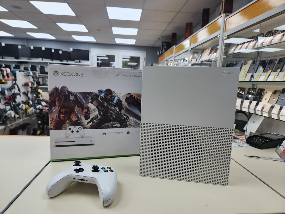 Игровая приставка Xbox One S 1TB