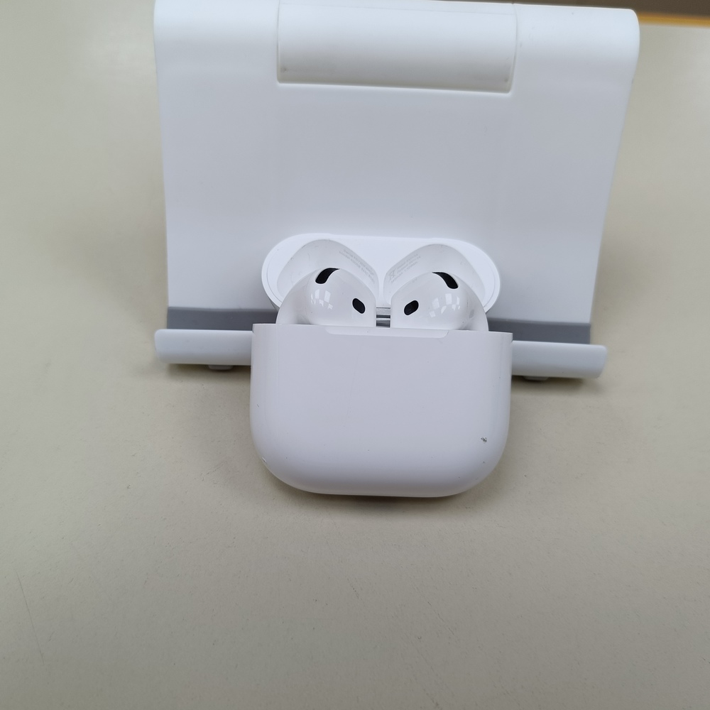 Наушники беспроводные Apple AirPods 4 Без ANC