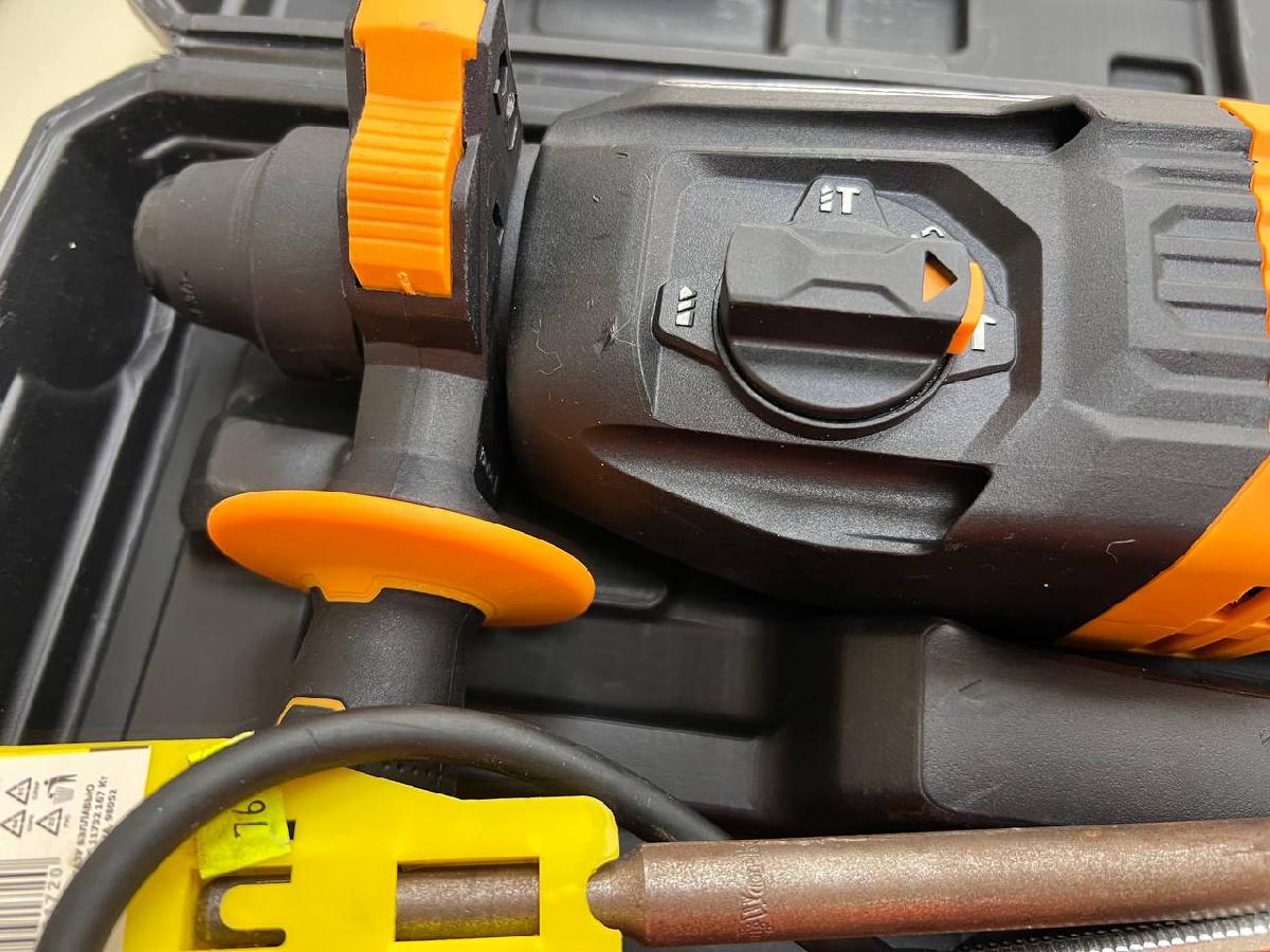 Перфоратор Deko DKH1200W