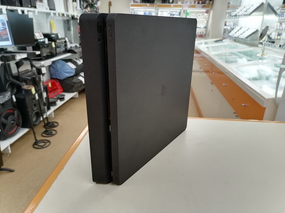 Игровая приставка PlayStation 4 Slim 500GB