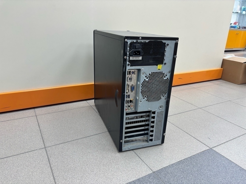 Системный блок Cooler Master; Xeon E5-4620, Radeon RX 560, 8 Гб, 240 Гб, 1 Tb