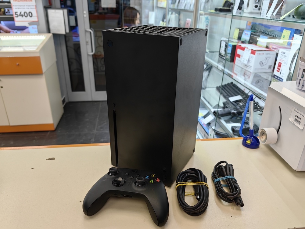 Игровая приставка Xbox Series X 1Tb