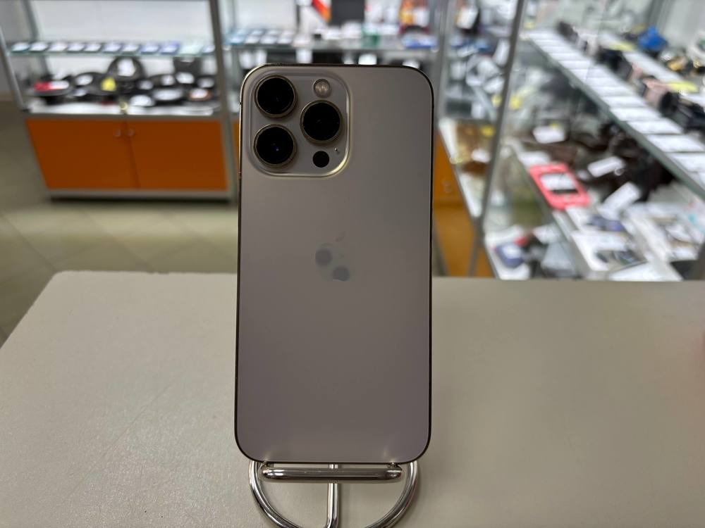 Смартфон Apple iPhone 13 Pro 128Gb